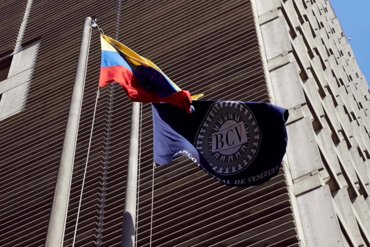 El dólar se cotiza en 500,46 este lunes 11 de mayo 