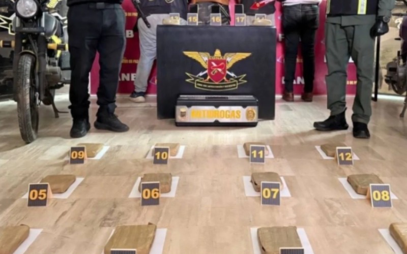 La FAN incauta 7 kilos de droga y detiene a 4 ciudadanos 