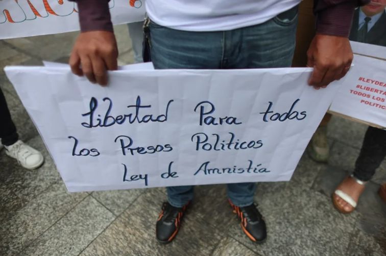 Otorgan medidas alternativas a 51 personas que se encontraban detenidas
